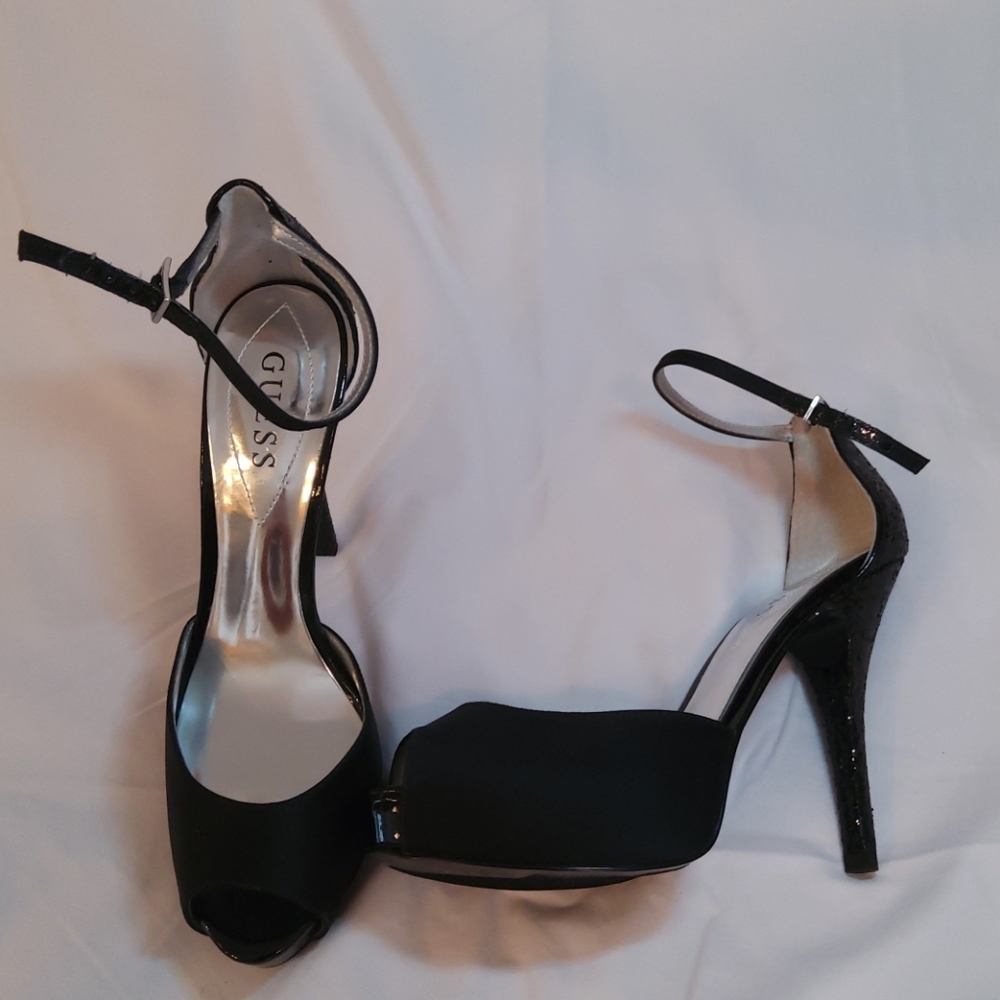 GUESS Women Black Classic Pump 3.5" Heel 7.5 M